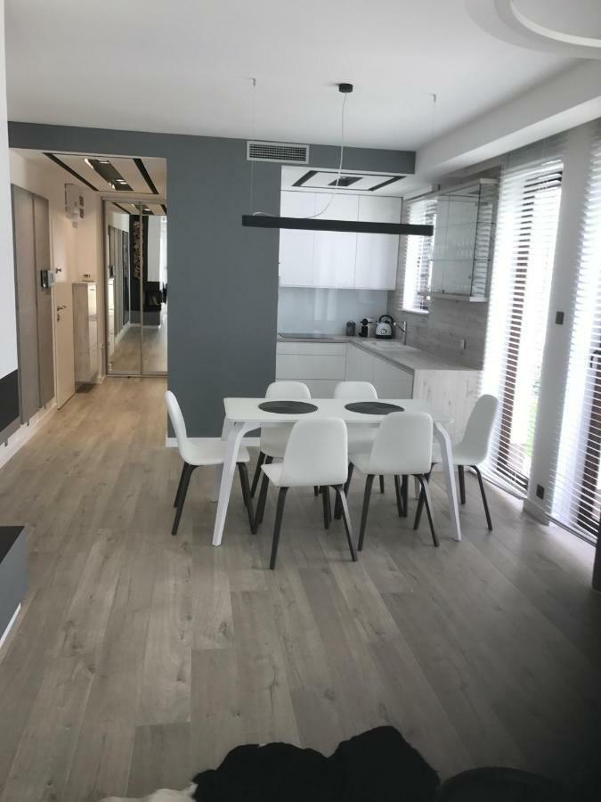 Apartament Baltica z ogródkiem - w ustronnym miejscu tuż przy plaży Rogowo  Exterior foto